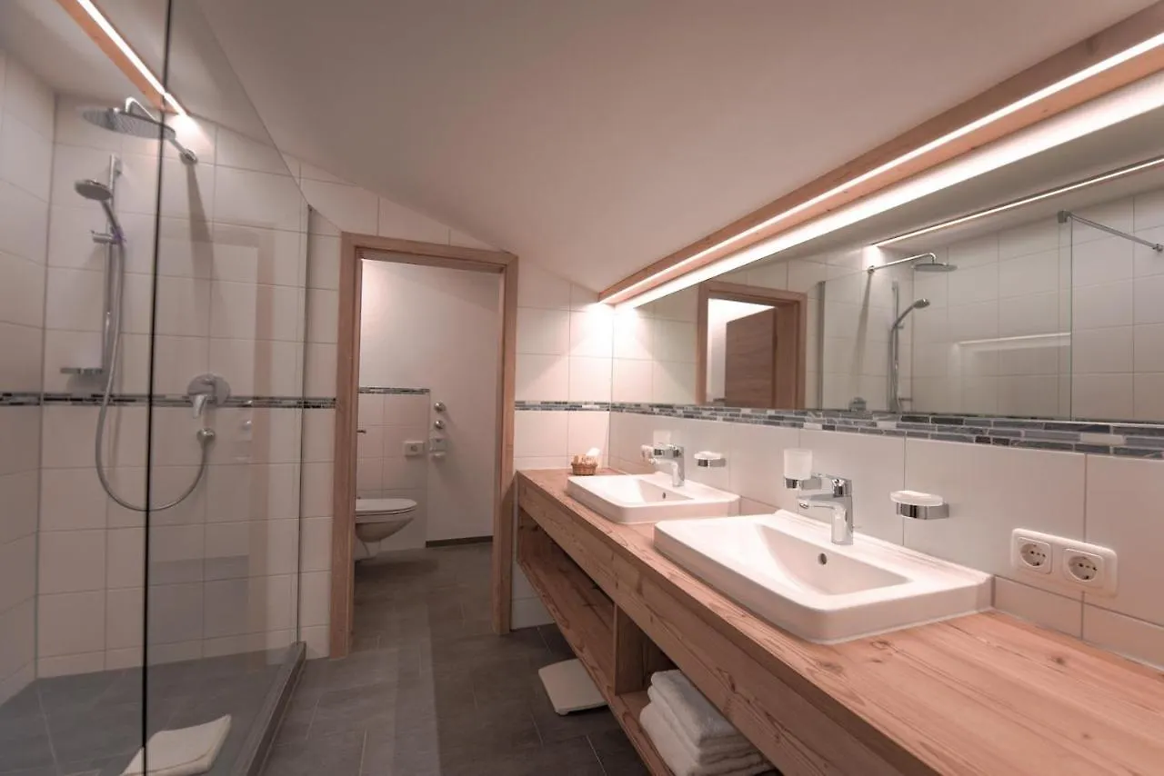 Alpenhof Ferienwohnungen Oberstaufen Apartment